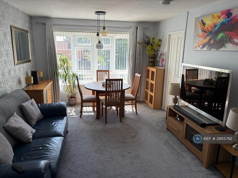 Flat Hamp Street in Bridgwater