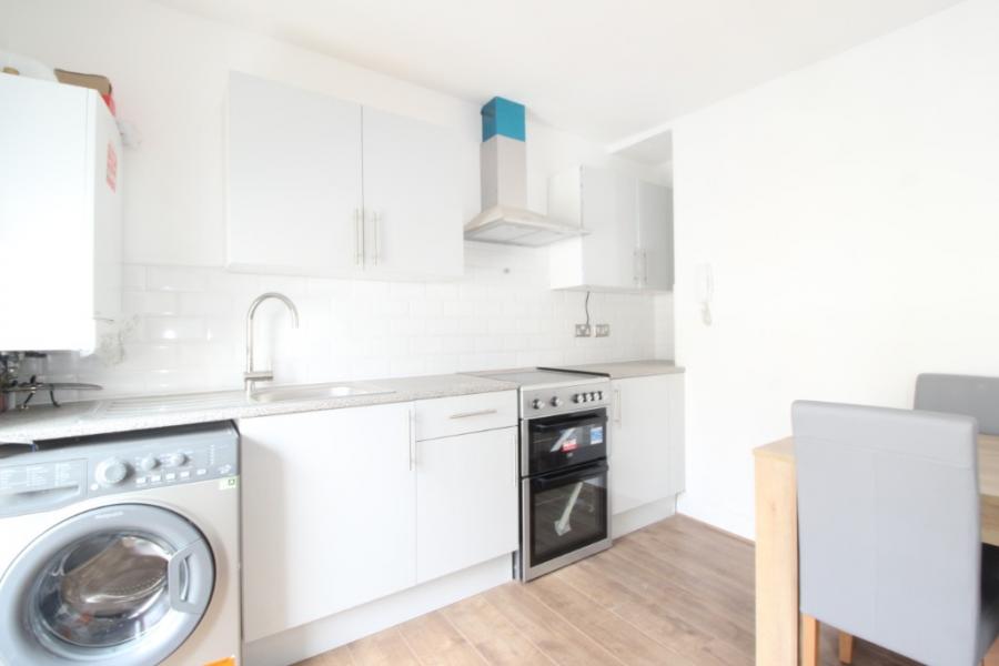 Flat Queen Street in Maidenhead