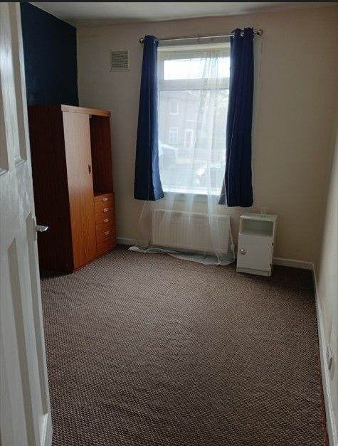 House Broomfield Crescent in City of Edinburgh