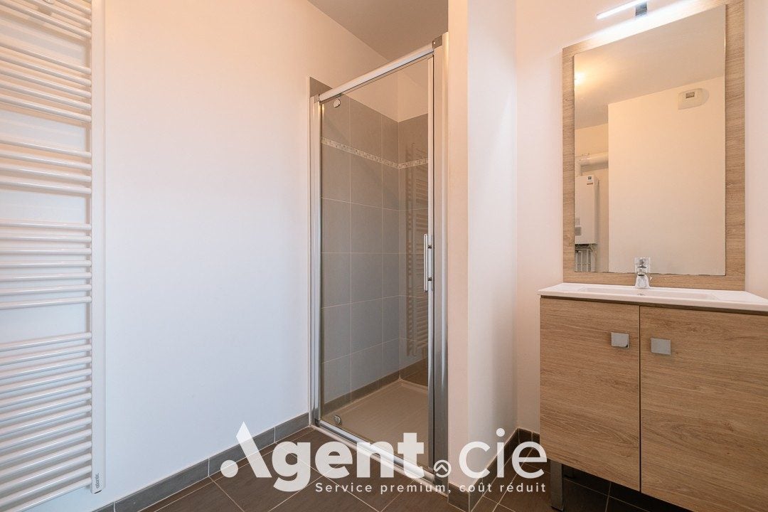 Flat Rue de Basse Allemagne in Fleury-sur-Orne