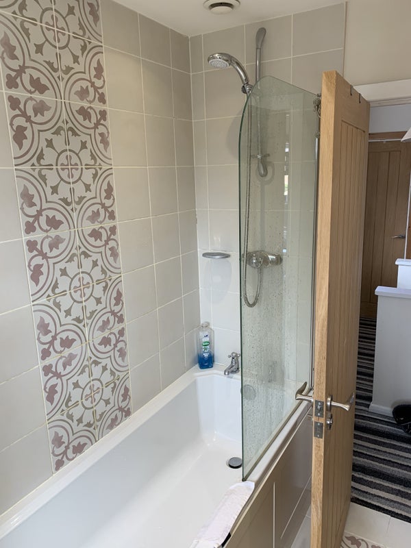 Room Marindrin Drive in Weston-super-Mare