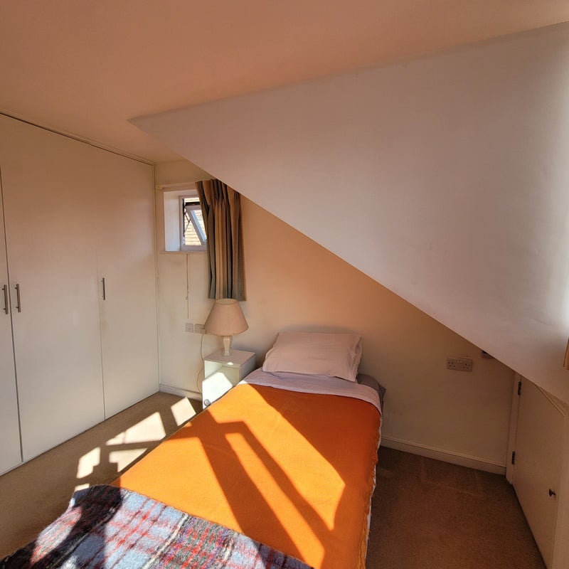Room Landford Road in Greater London