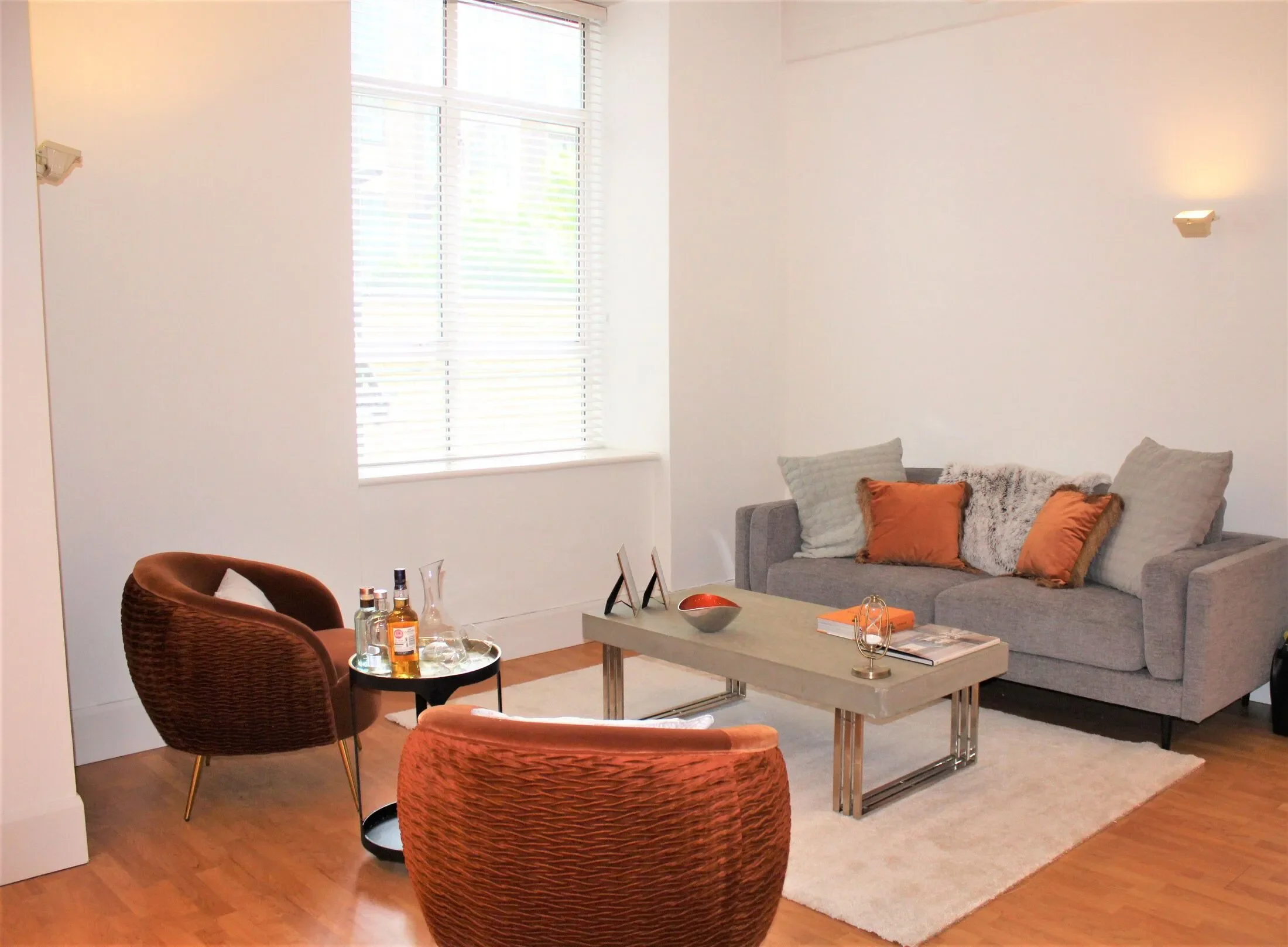 Flat Dingley Road in Greater London
