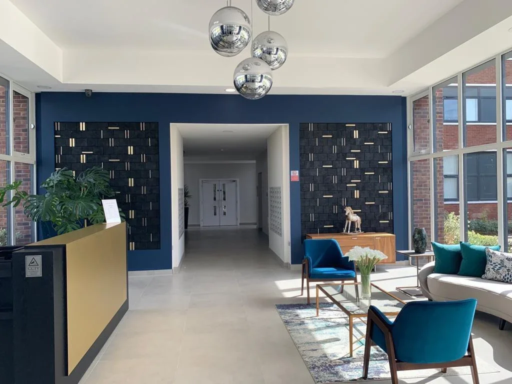 Flat Laporte Way in Luton