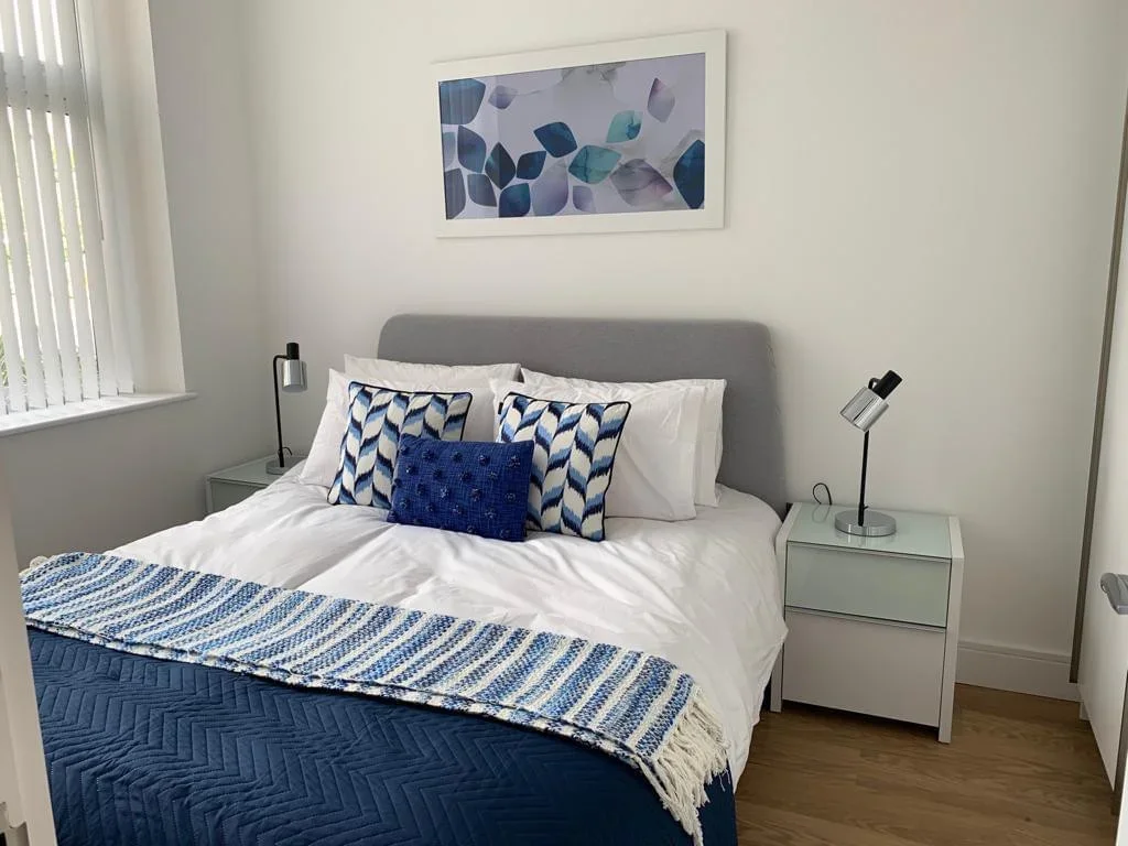 Flat Laporte Way in Luton