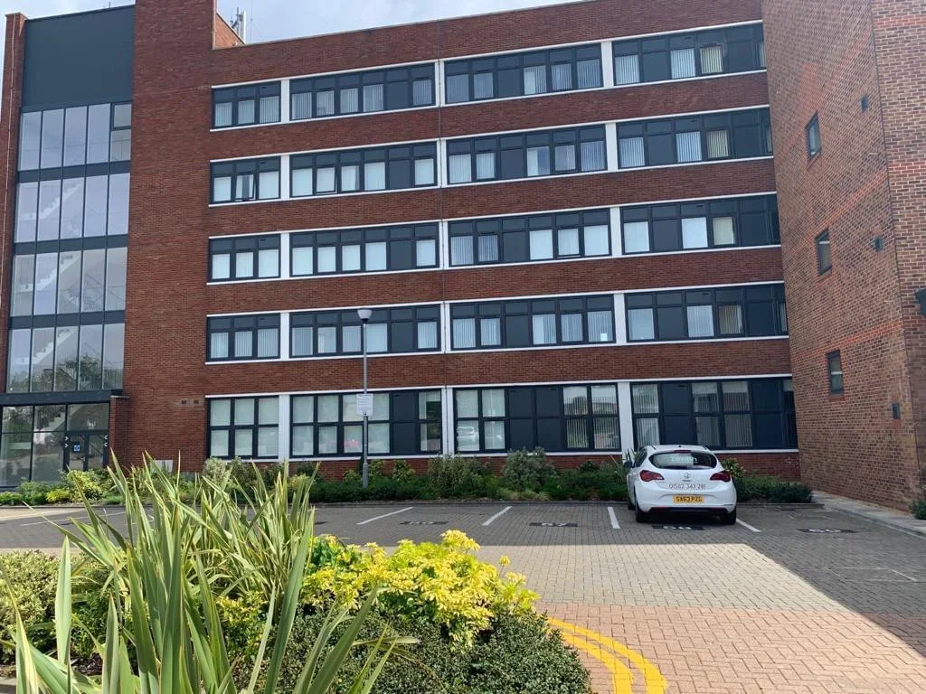 Flat Laporte Way in Luton