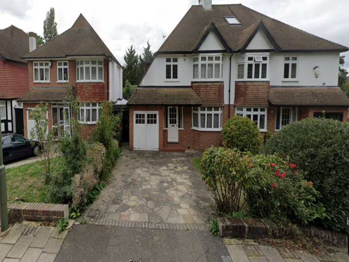 House Kelsey Lane in Greater London
