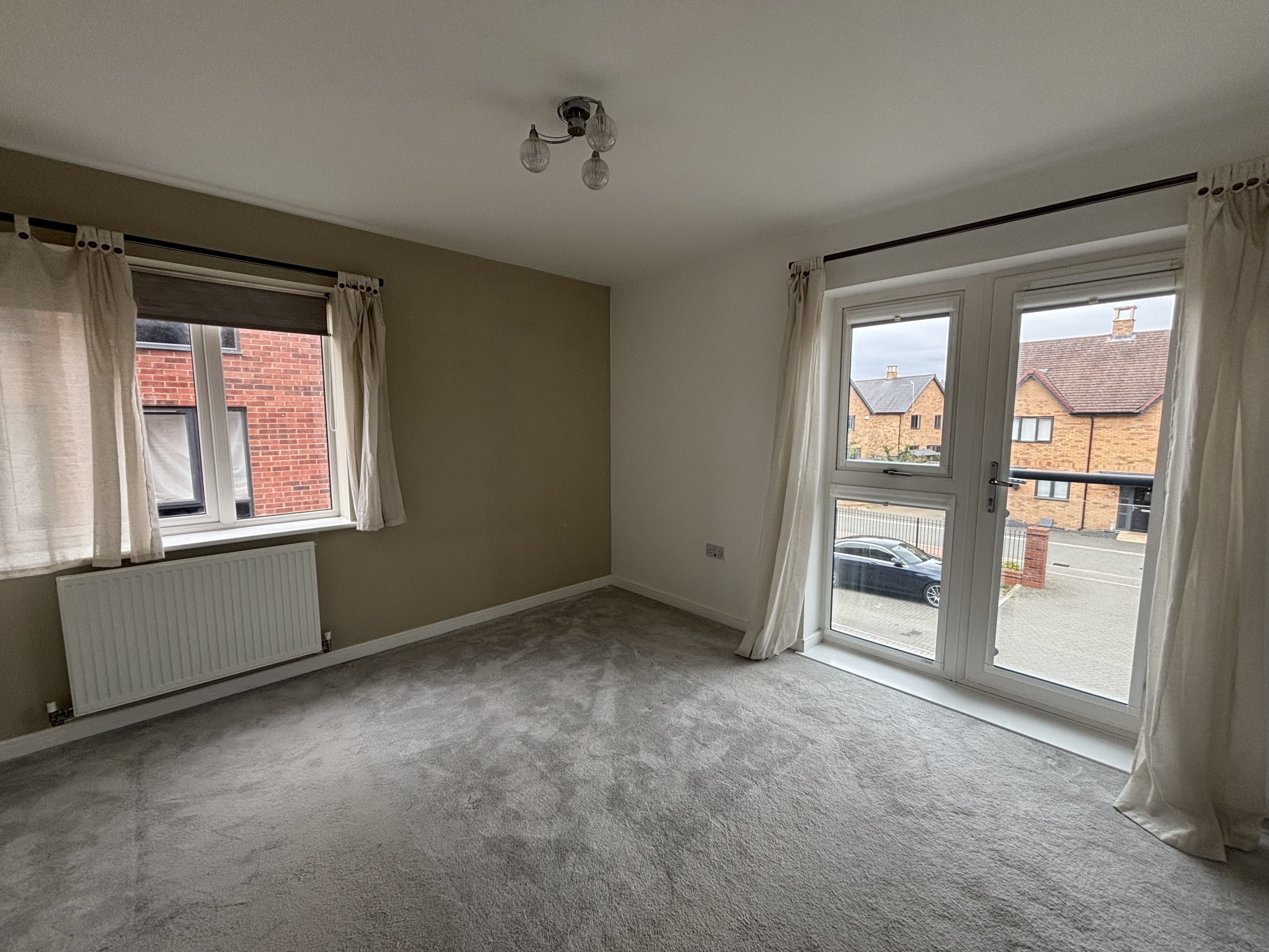 Flat Barrosa Way in Milton Keynes