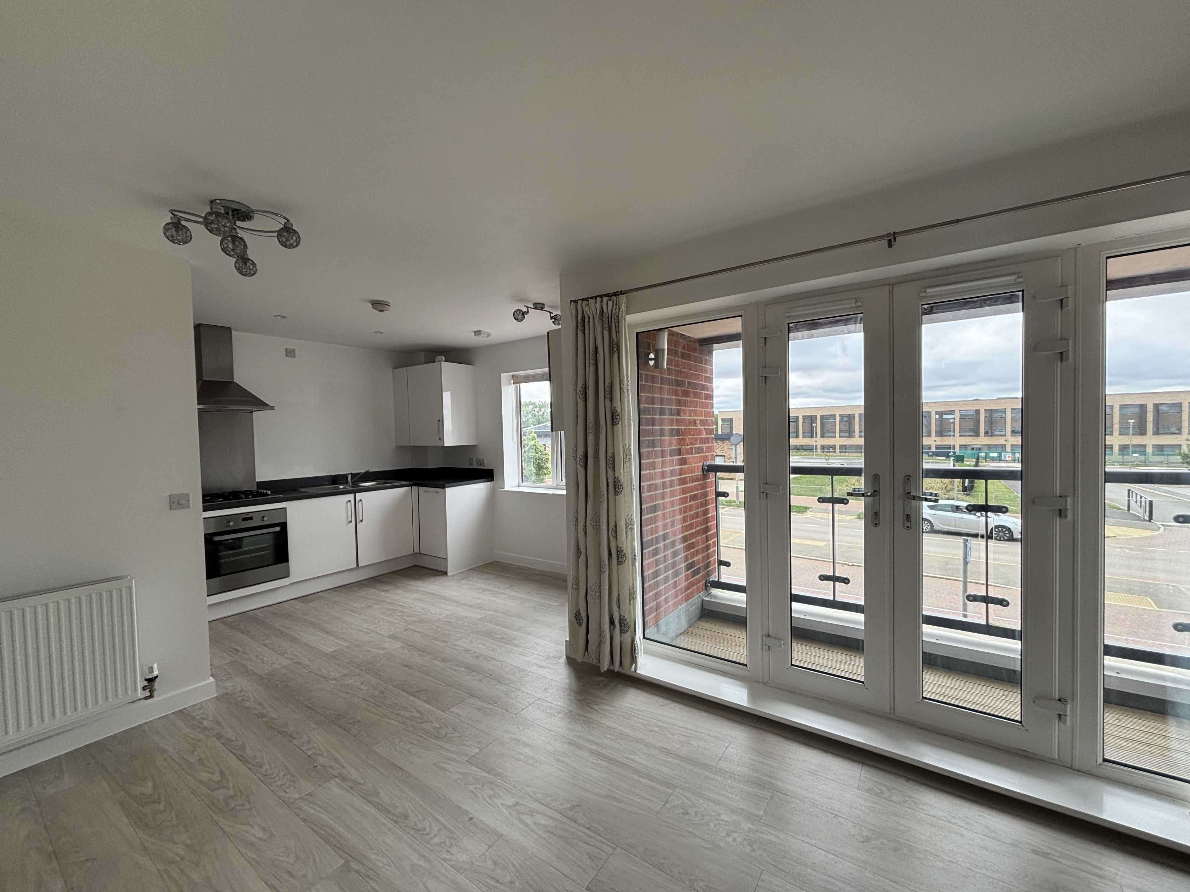 Flat Barrosa Way in Milton Keynes