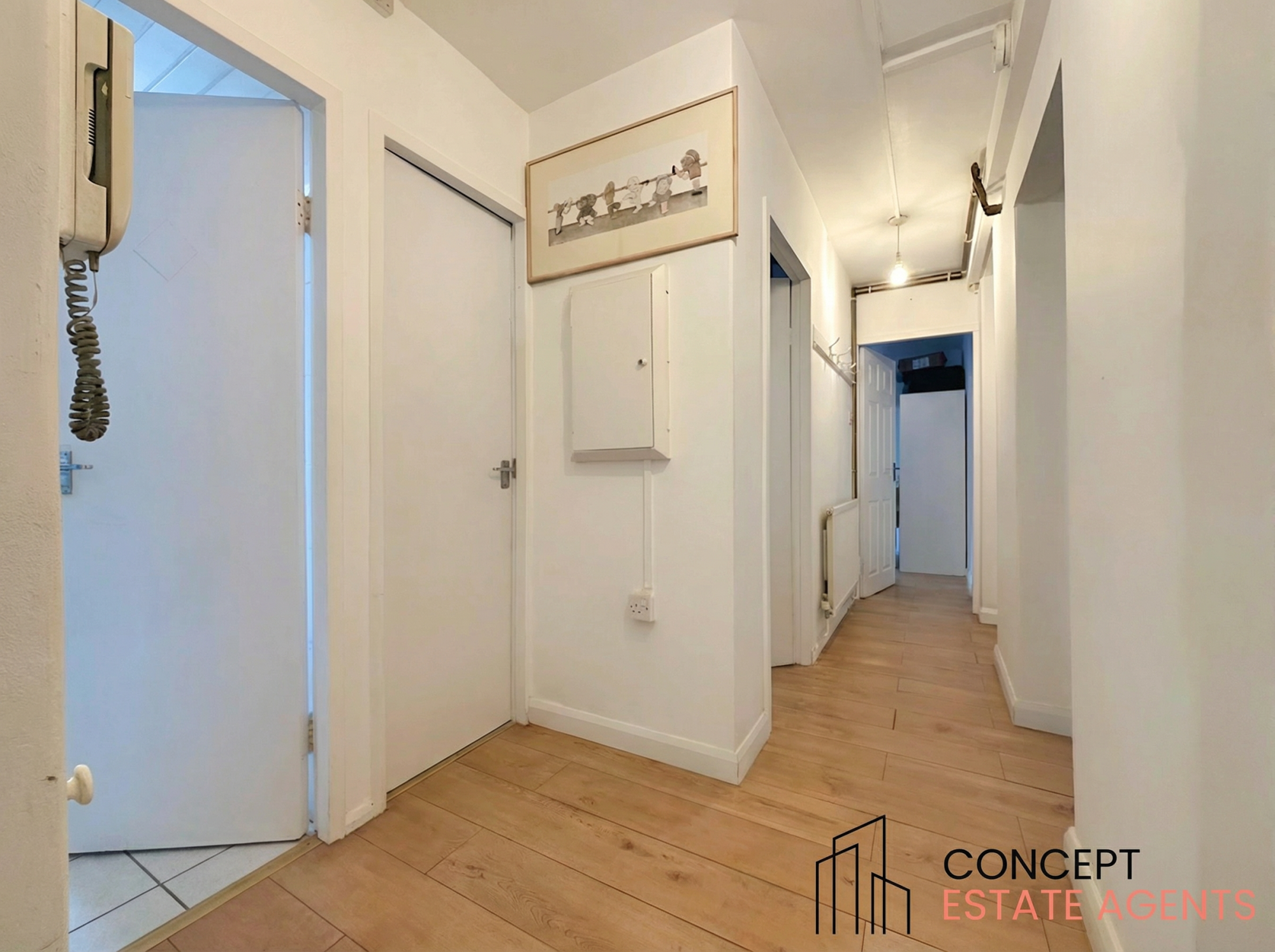 Flat Smithwood Close in Greater London