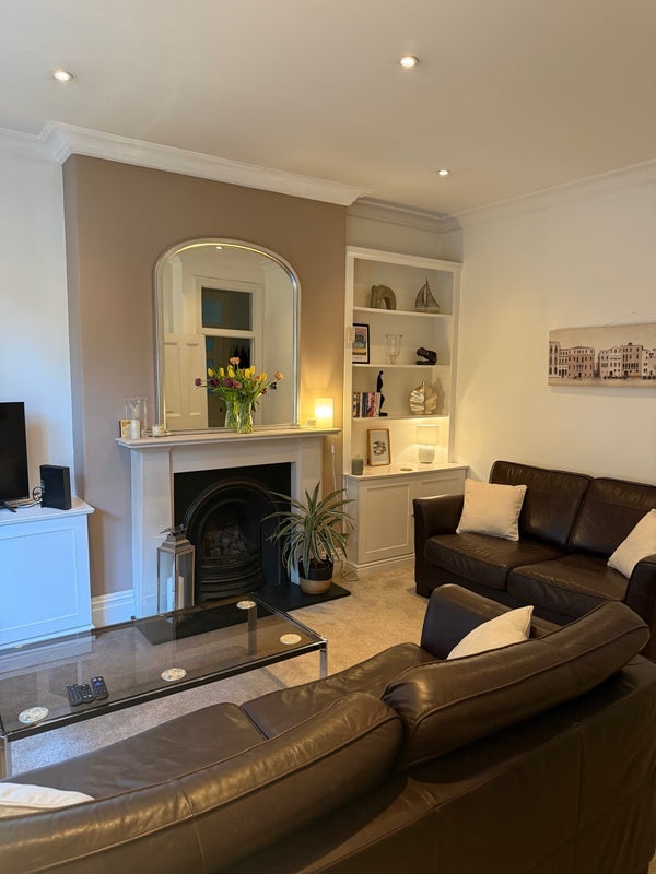 Room Trouville Road in Greater London