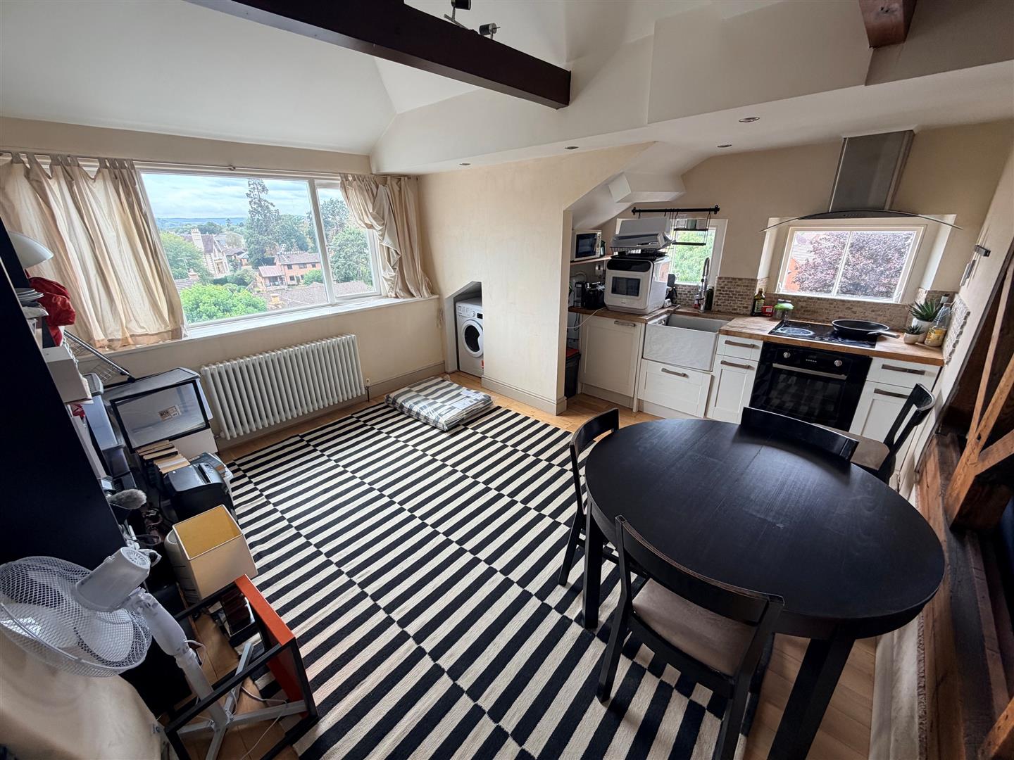 Flat Saint Stephen's Road in Cheltenham