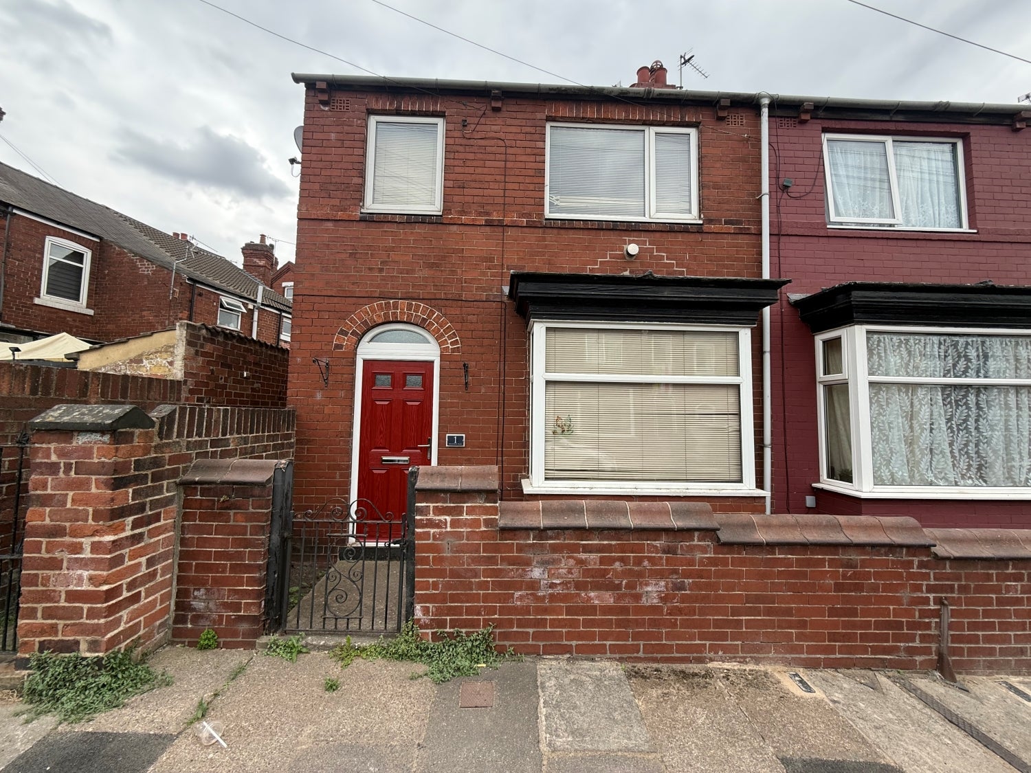 House Westholme Road in Doncaster