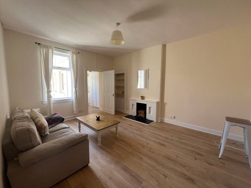 Flat Taylor Street in Methil