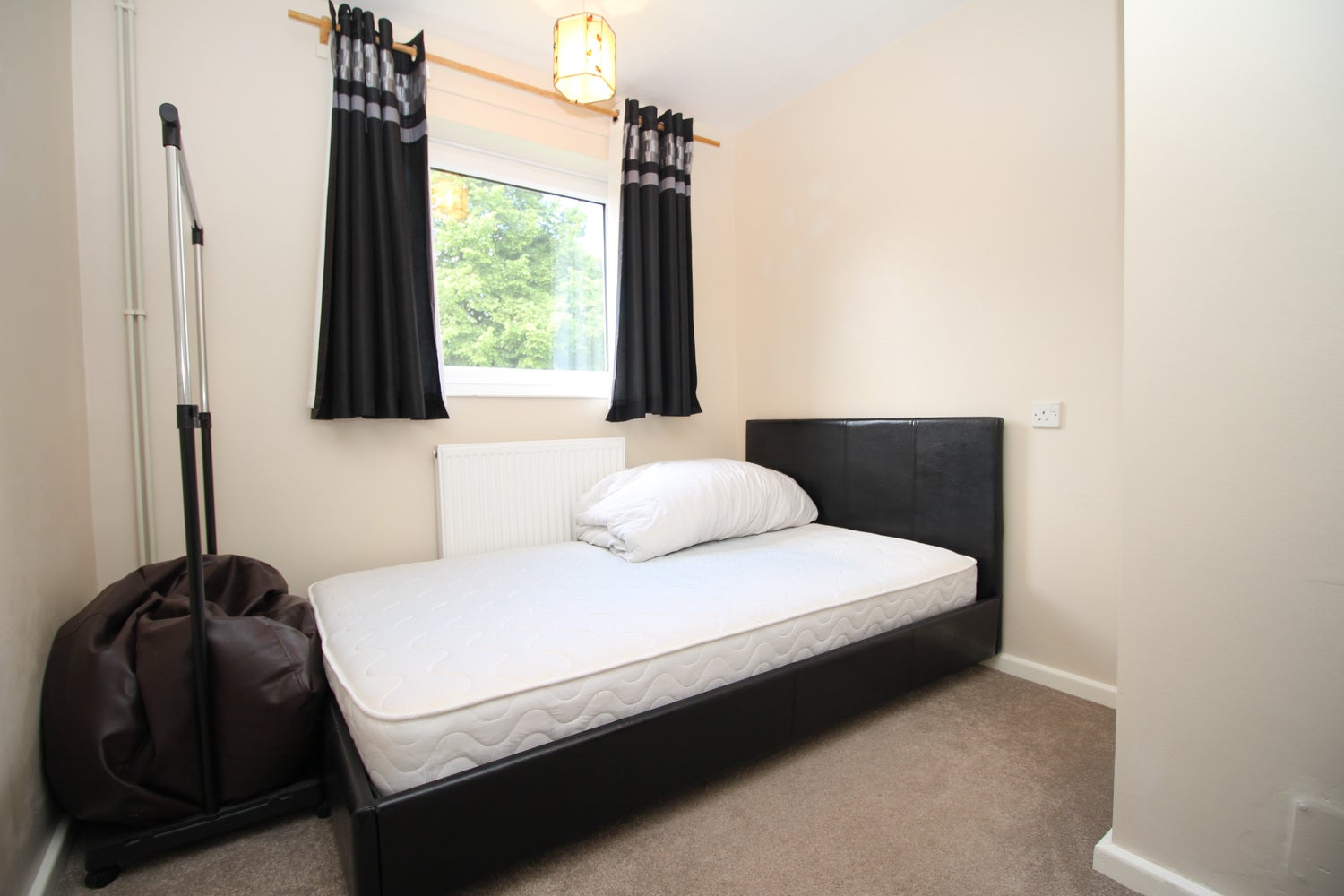 Flat George Lambton Avenue in West Suffolk