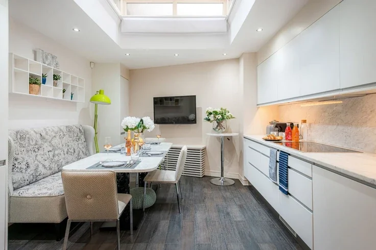 House Eaton Row in City of Westminster