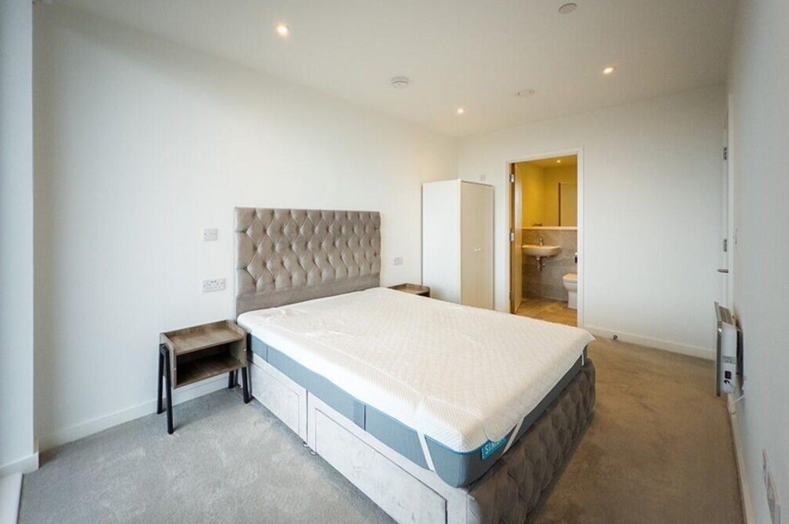 Flat King Street in Greater London