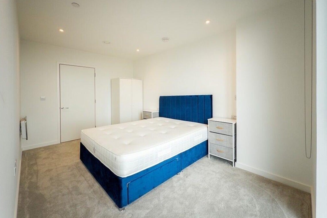 Flat King Street in Greater London