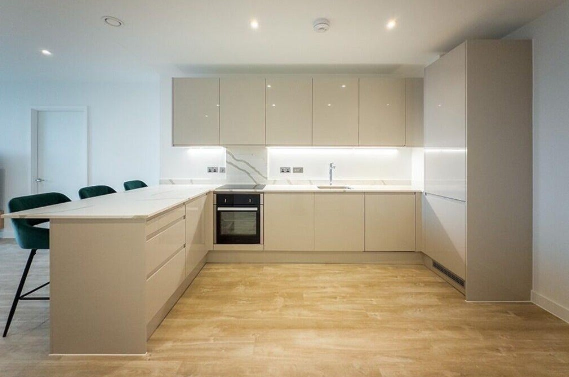 Flat King Street in Greater London