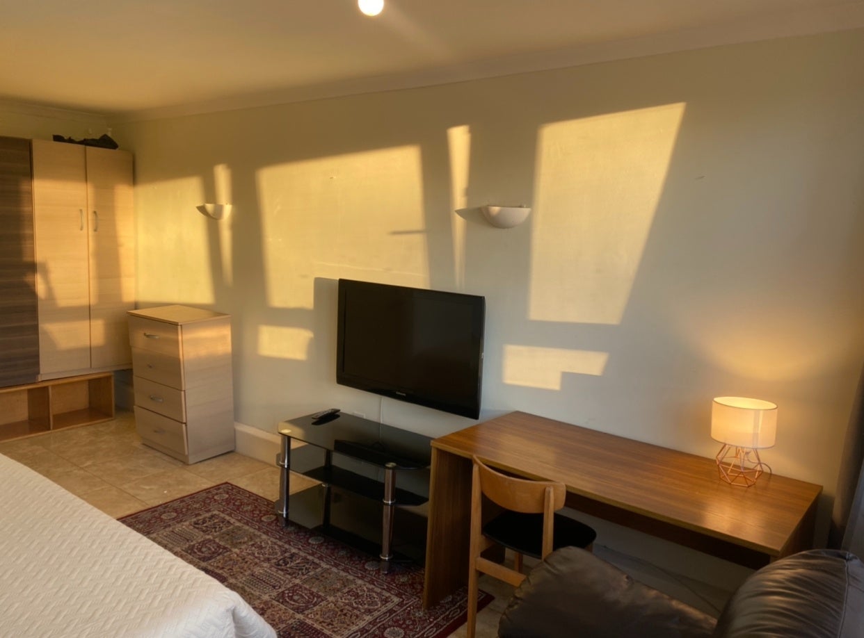Flat Semley Place in City of Westminster