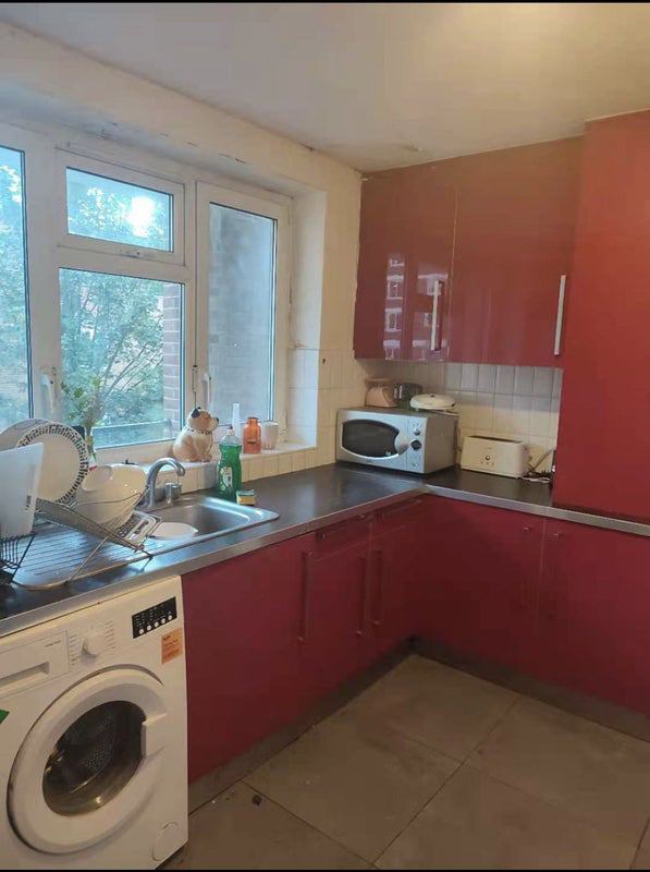 Room Portland Rise in Greater London