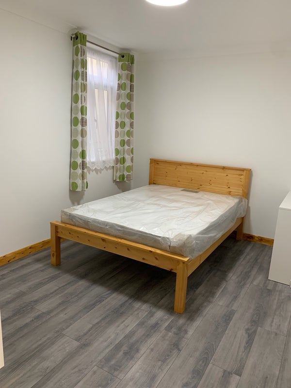 Room Eltham Hill in Greater London