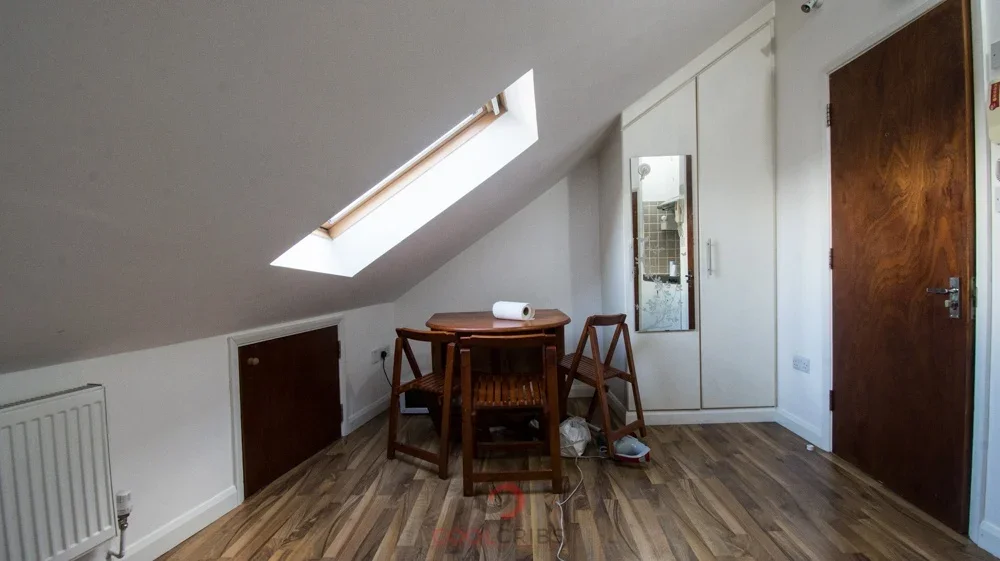 Flat Edgware Road West Hendon Broadway in Greater London