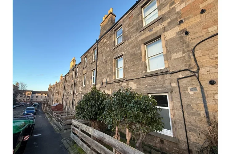Flat Spey Terrace in City of Edinburgh