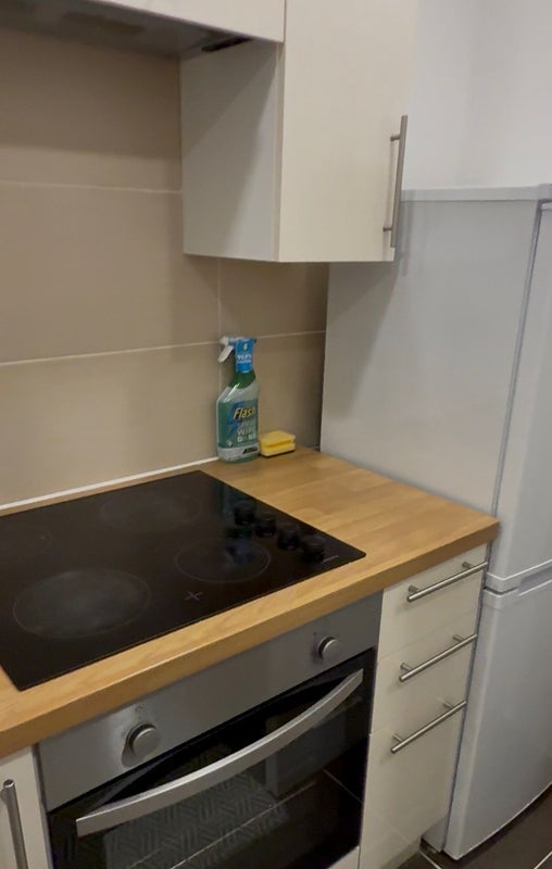 Room Gordon Road in Greater London