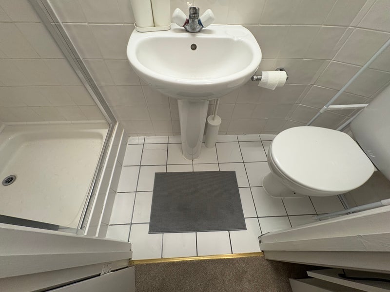 Room Fitz-James Avenue in Greater London