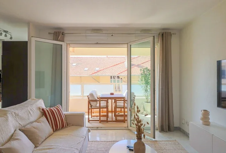 Flat Boulevard Carnot in Cannes