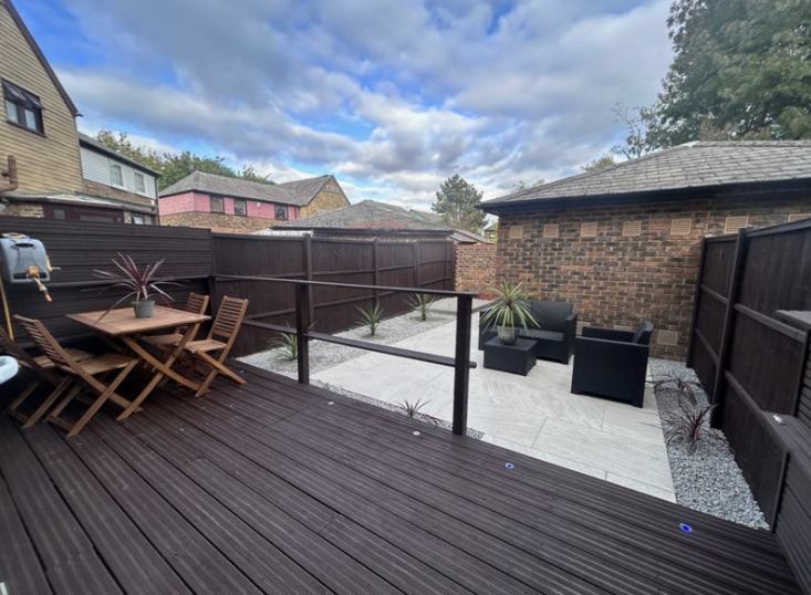 Room Smith Close in Greater London