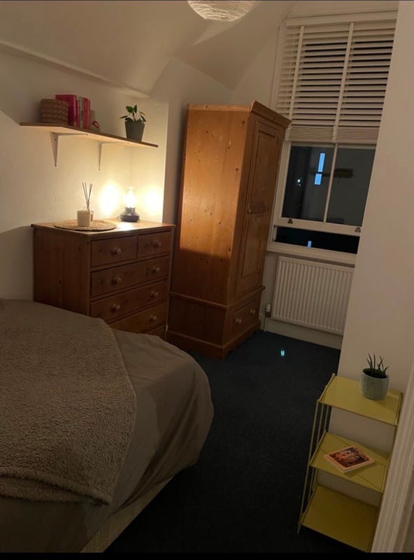 Room Wandsworth High Street in Greater London