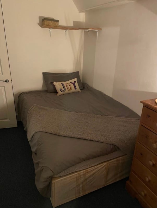 Room Wandsworth High Street in Greater London