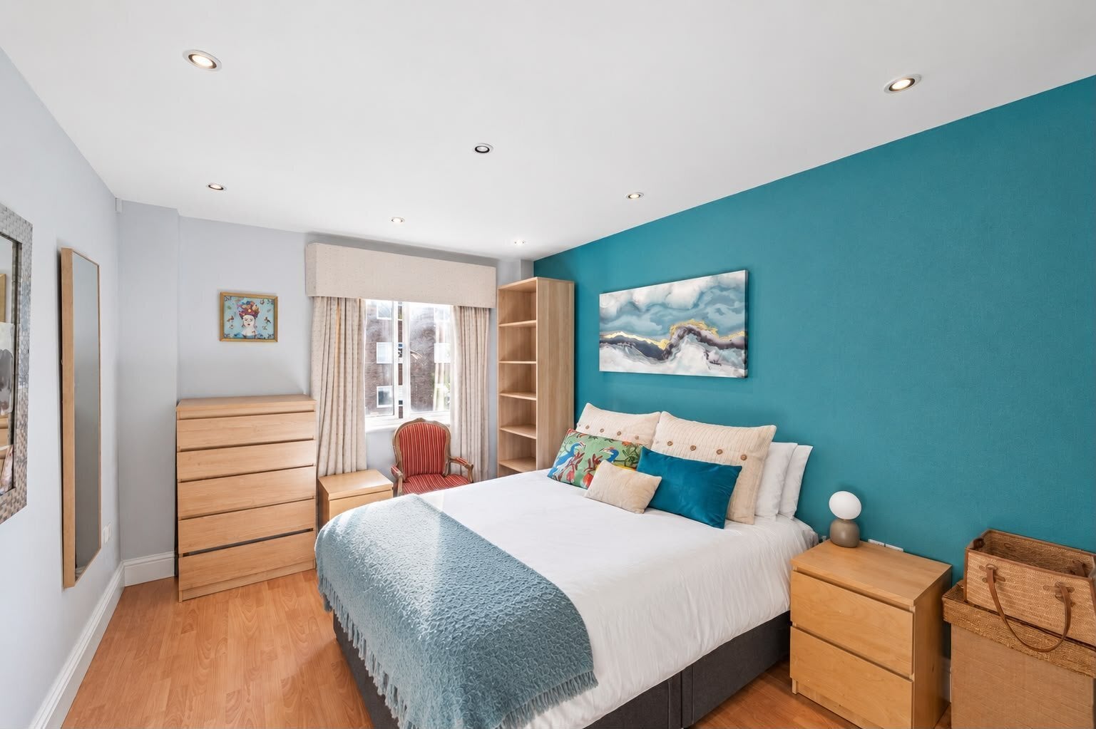 Flat Gloucester Terrace in City of Westminster