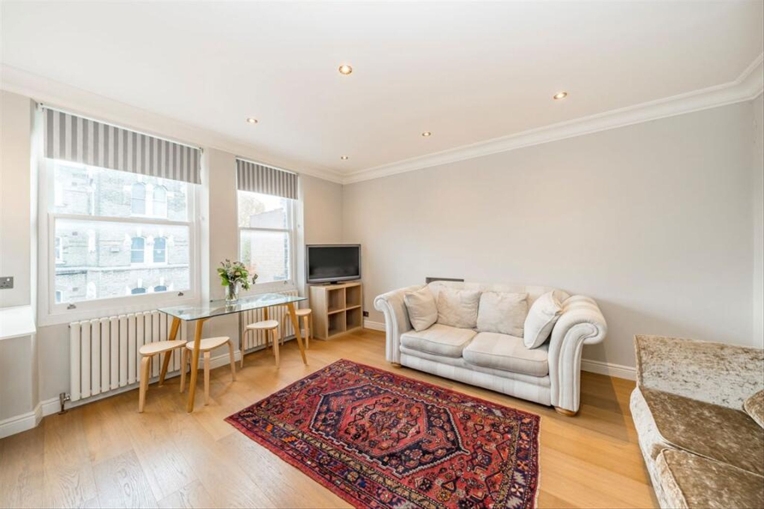 Flat Gunterstone Road in Greater London