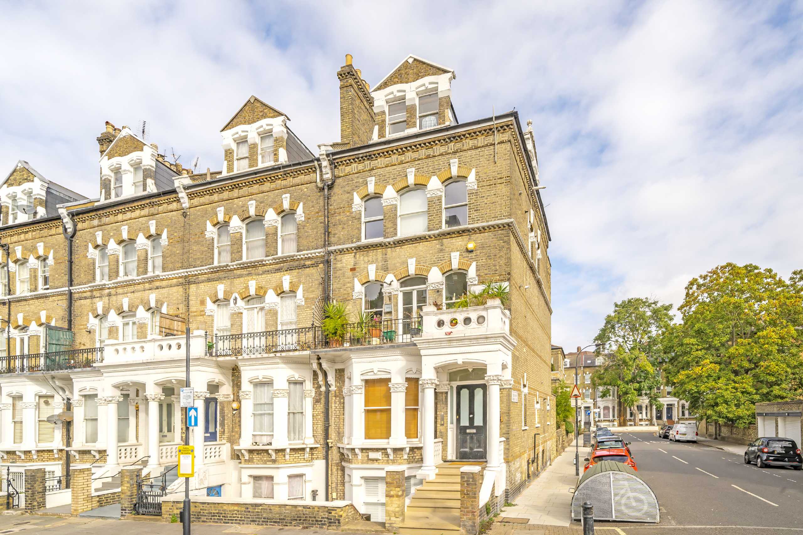 Flat Gunterstone Road in Greater London