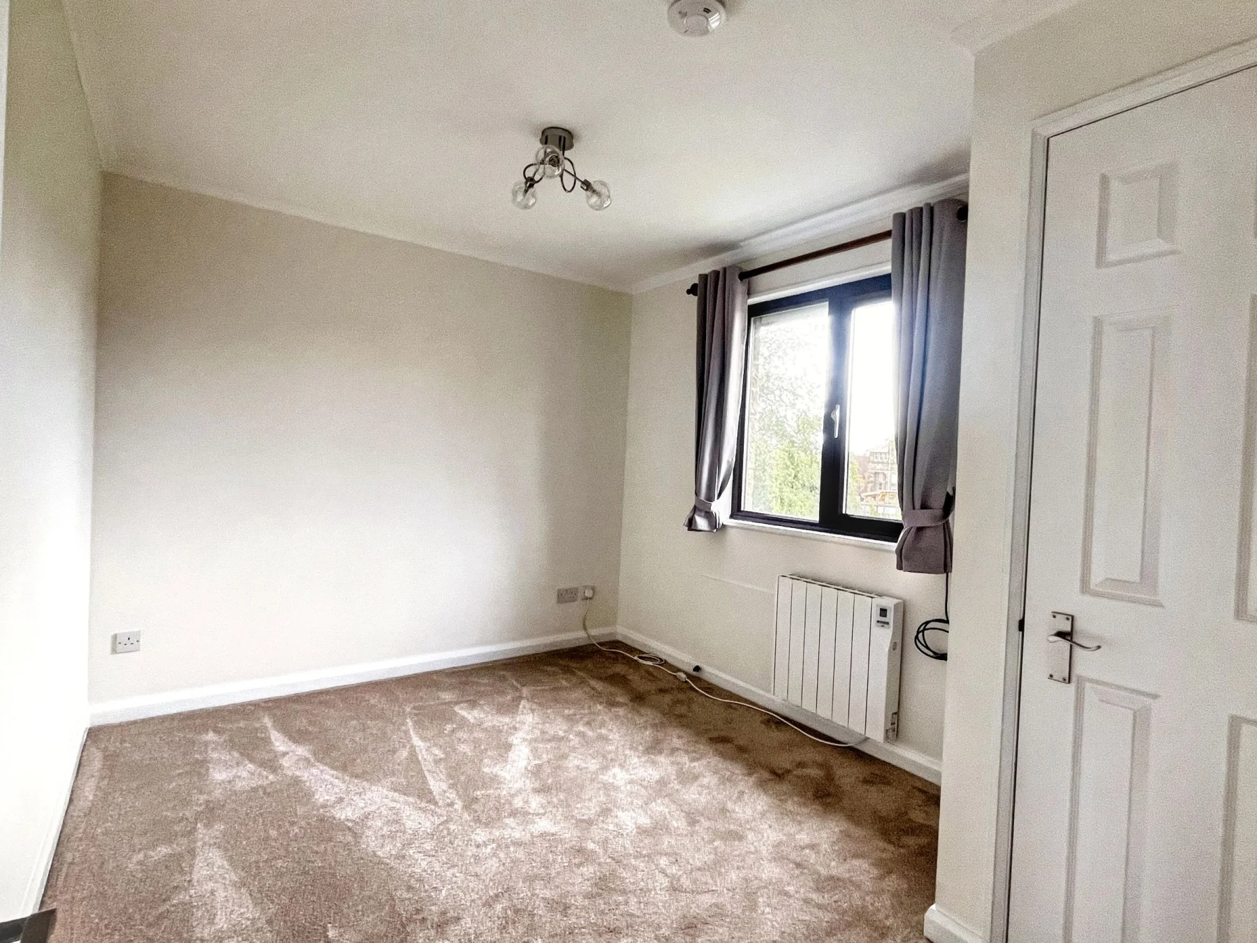 Flat Avenue Close in Harrogate