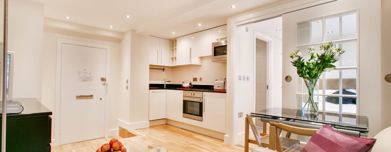 Flat Sloane Avenue in Greater London