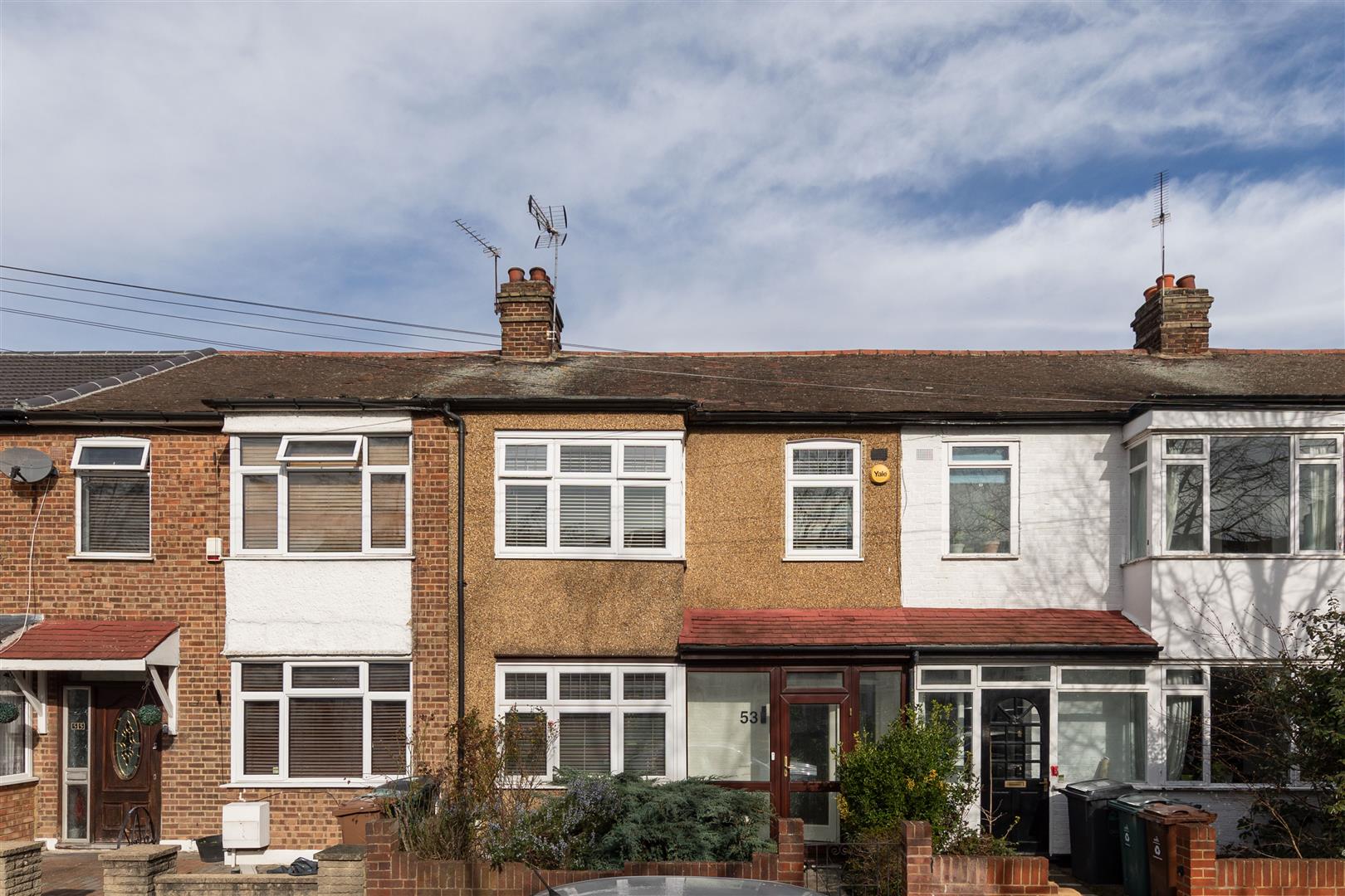 House Cecil Road in Greater London