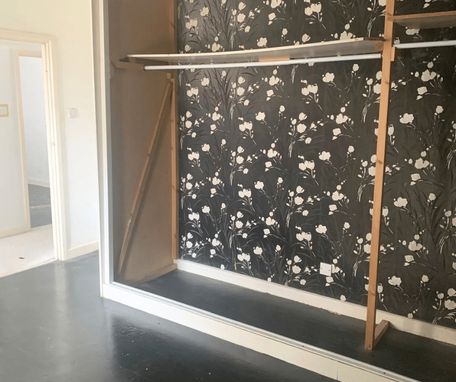 Flat Milburn Lane in Greater London