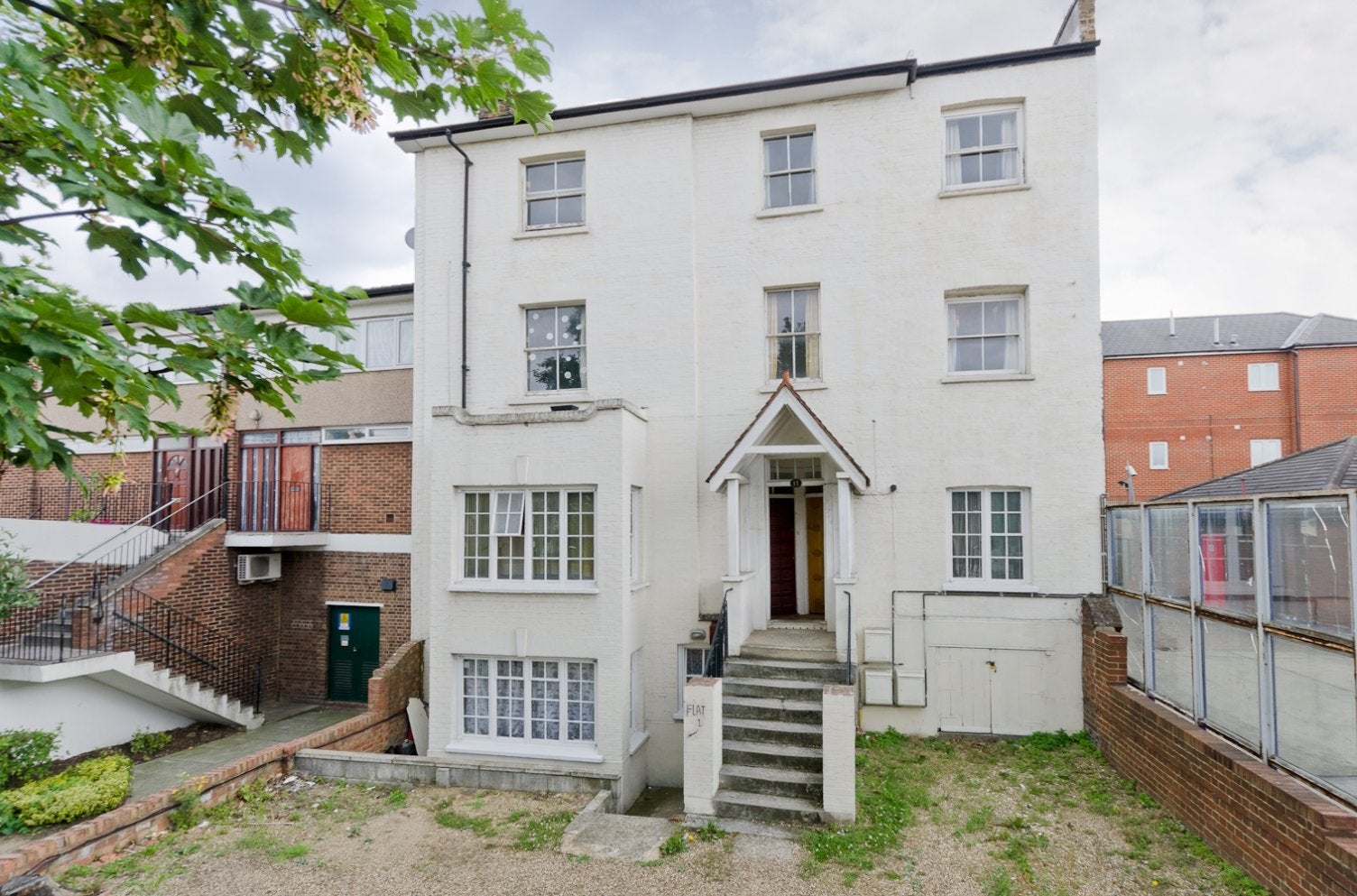 Room Wellington Mews in Greater London