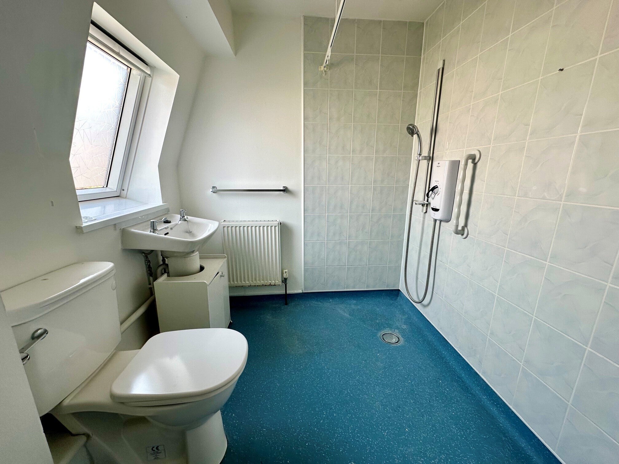 Room Holly Street in Gosport