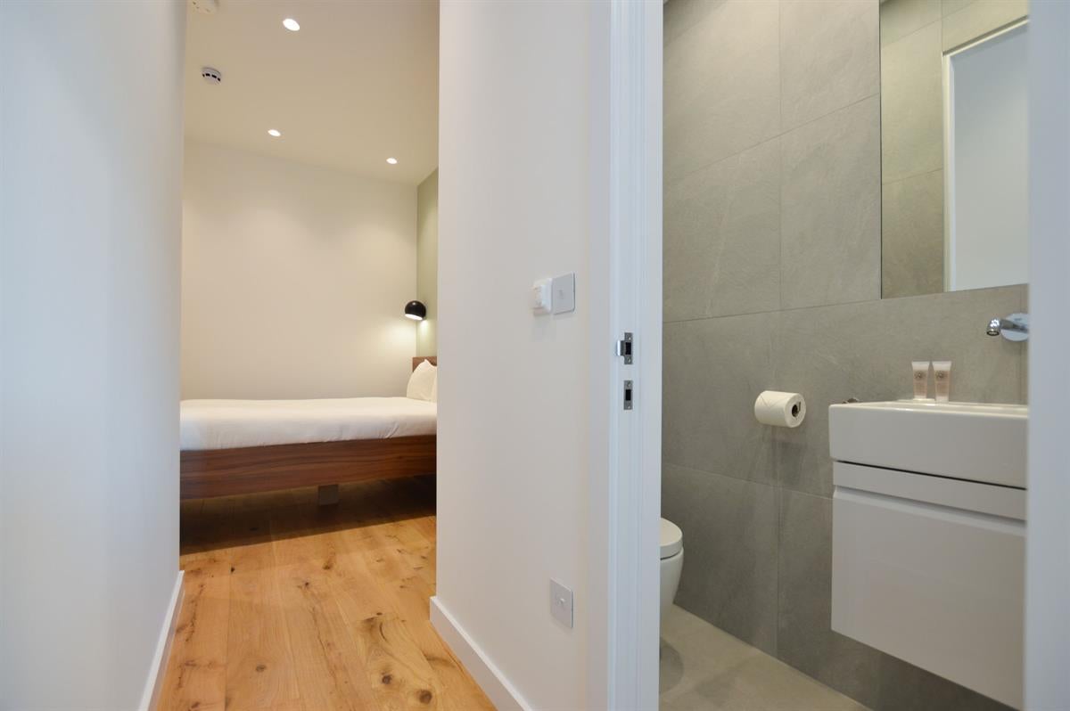 Flat Hornsey Road in Greater London