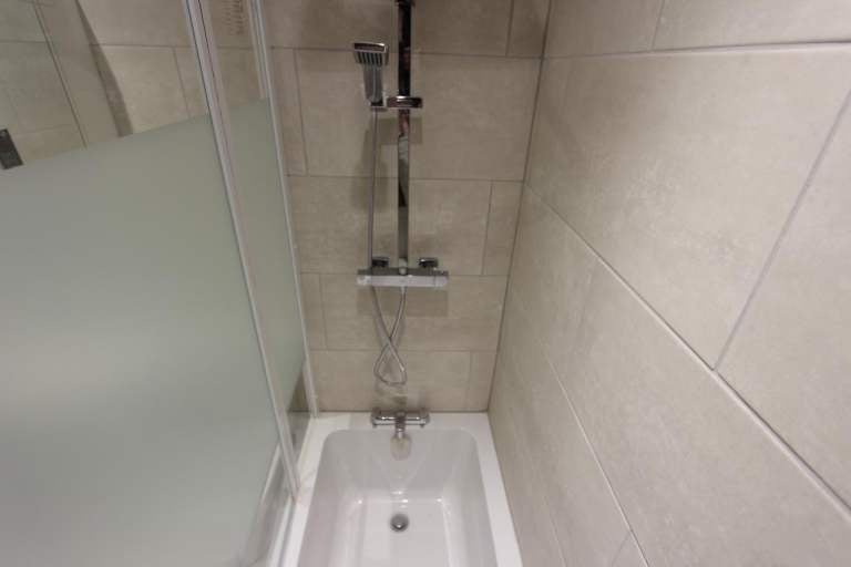 Flat Glenhurst Road in Greater London
