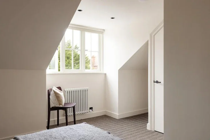 Flat Black Path in Greater London