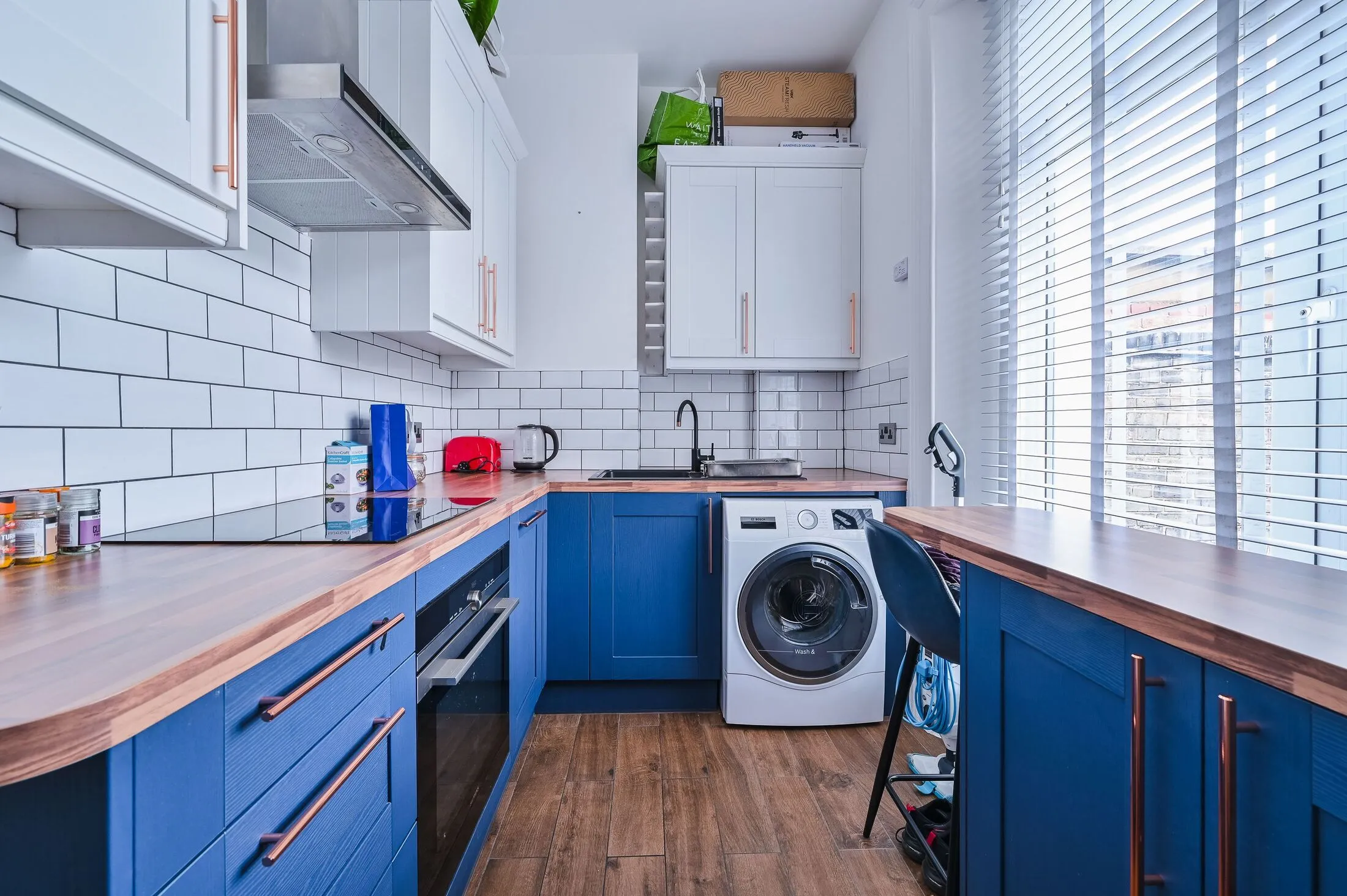 Flat Caledonian Road in Greater London