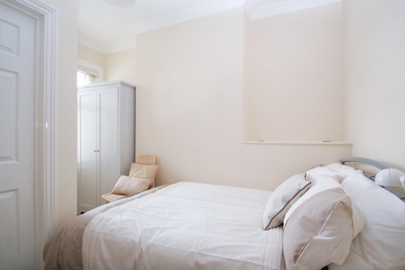 Room Sportsbank Street in Greater London