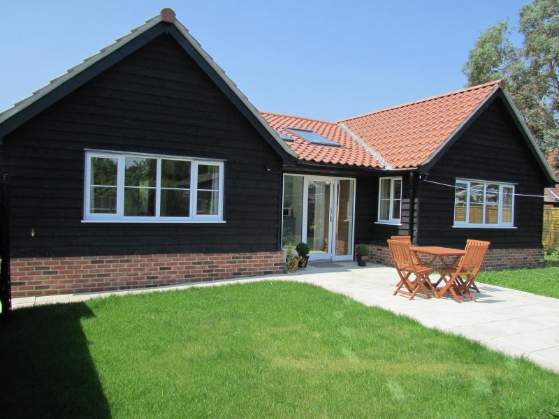 House Saint Andrew's Road in East Suffolk
