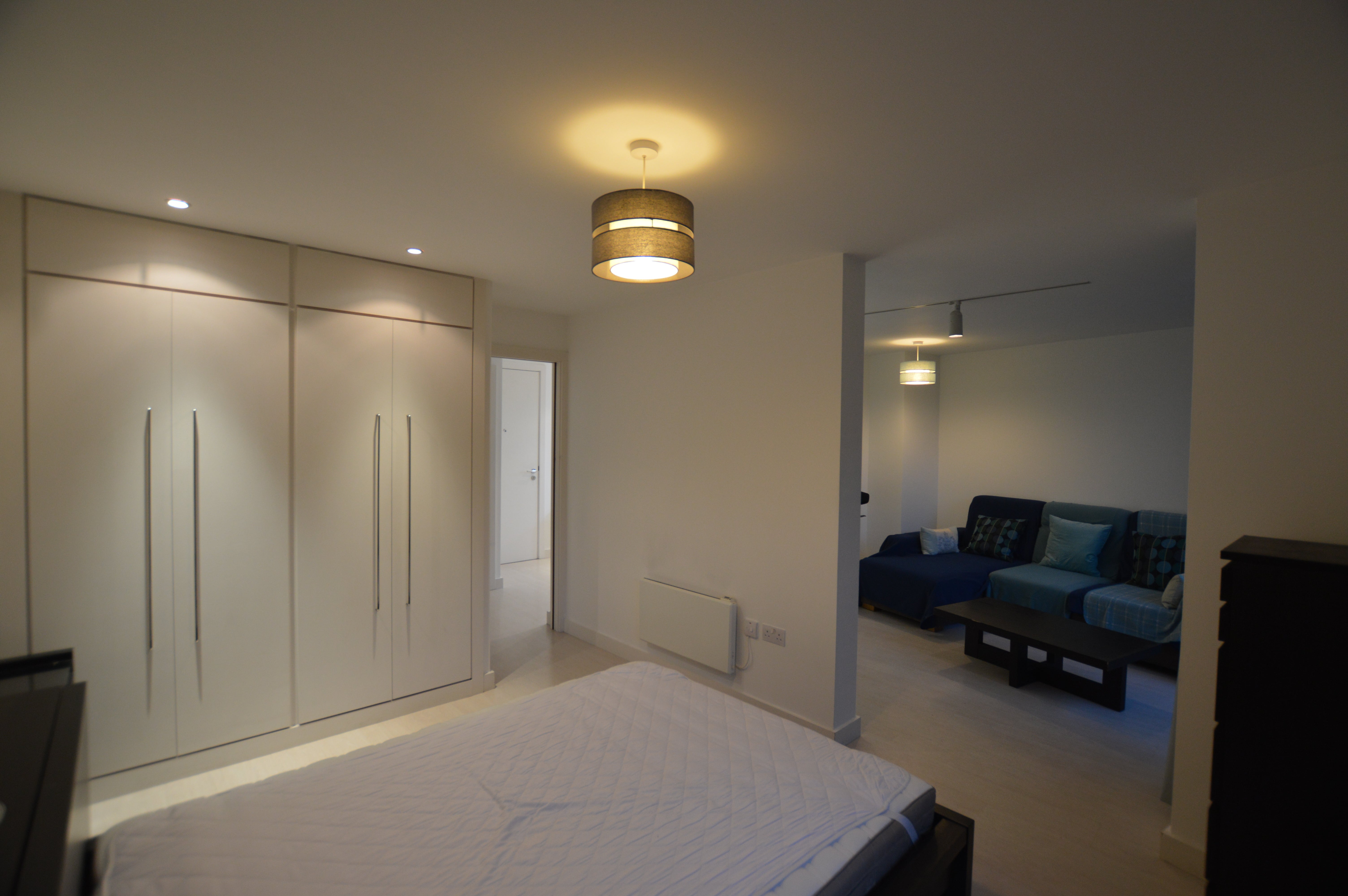 Flat Ingram Street in Leeds